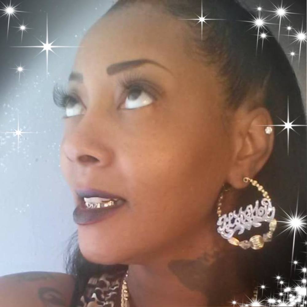 Meet your Posher, Kizzie